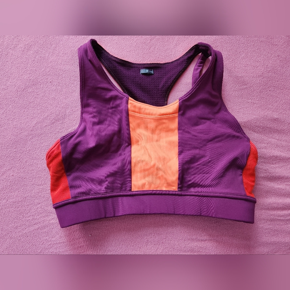 Oiselle flyout bra size 6